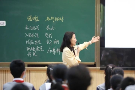 诗歌、体育、思政、项目化学习，打造没有围墙的一体化校园，这个教育园区做了场集中展示