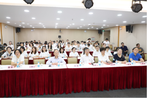 党史学习教育│组合党课、重温誓言，他们在此凝聚奉献黄浦教育的力量