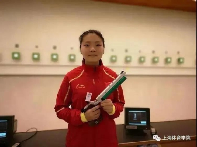 姜冉馨获10米气手枪铜牌_姜冉馨回国备战考试_#姜冉馨回国备战英语考试#