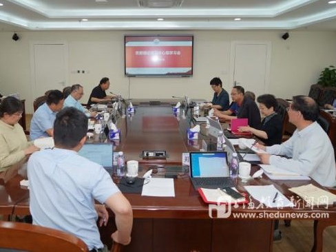 为海洋强国贡献力量，上：Ｑ蟠笱ι跋敖阶苁榧侵匾不
