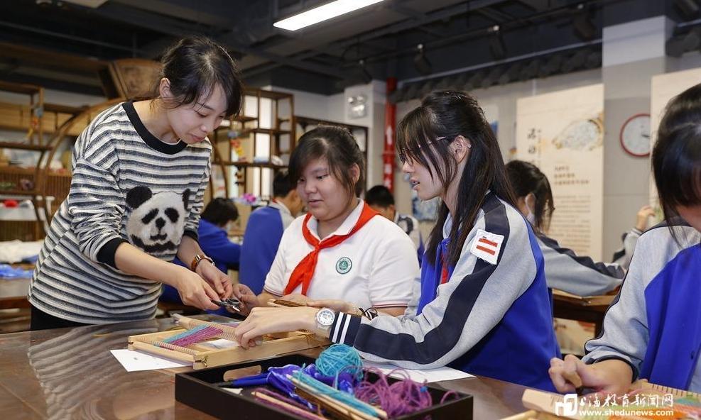 学传统技艺  育劳动之心！ 虹口这个基地揭牌“上海市学生劳动教育基地”