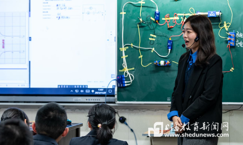 闵行中学举行教育学术节专场活动，探索“精准教学”推进“双新课程”实施