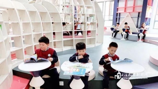 书香校园|佘山外国语实验学校：让孩子在“书星球”“声世界”里做快乐“悦读家”